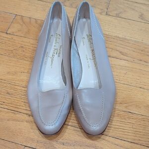 Salvatore Ferragamo Women's Beige Loafers